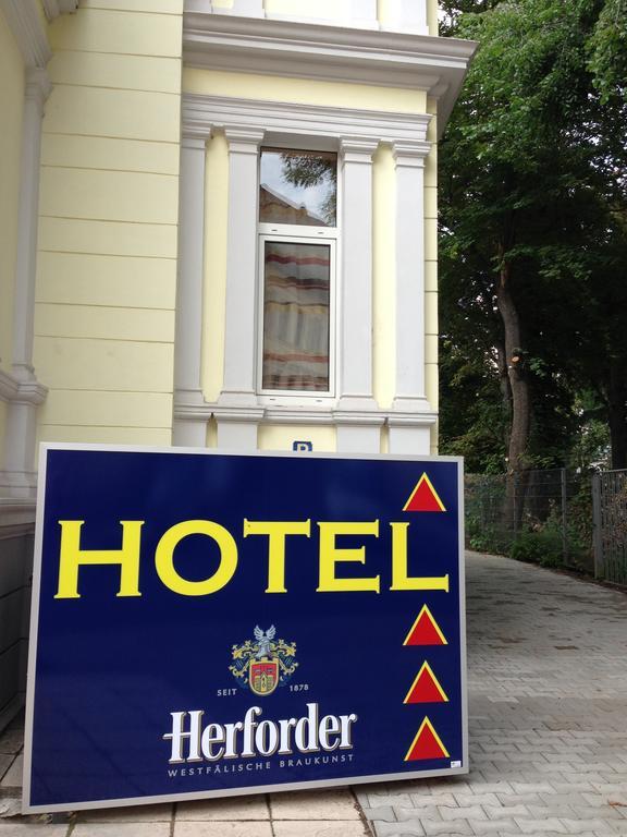 Hotel Medaillon Magdeburgo Exterior foto